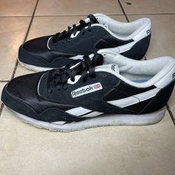 Reebok Classic For Men Size 9 