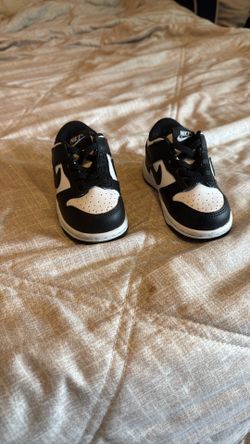 Nike dunk size 5C