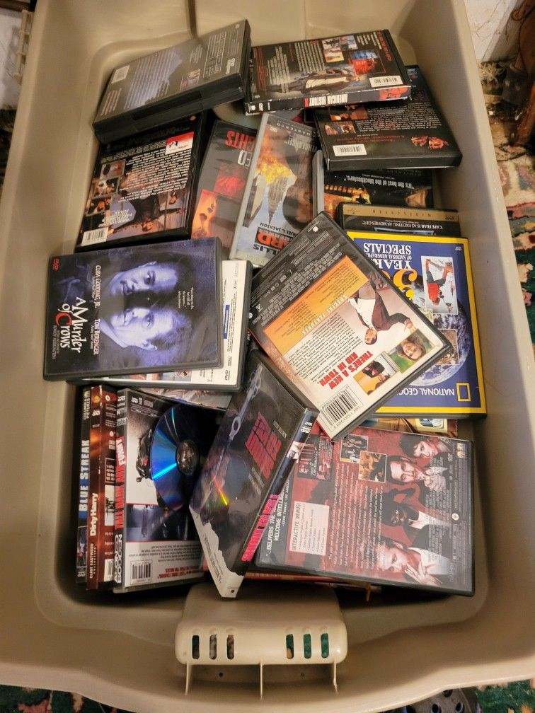 100 + Dvds