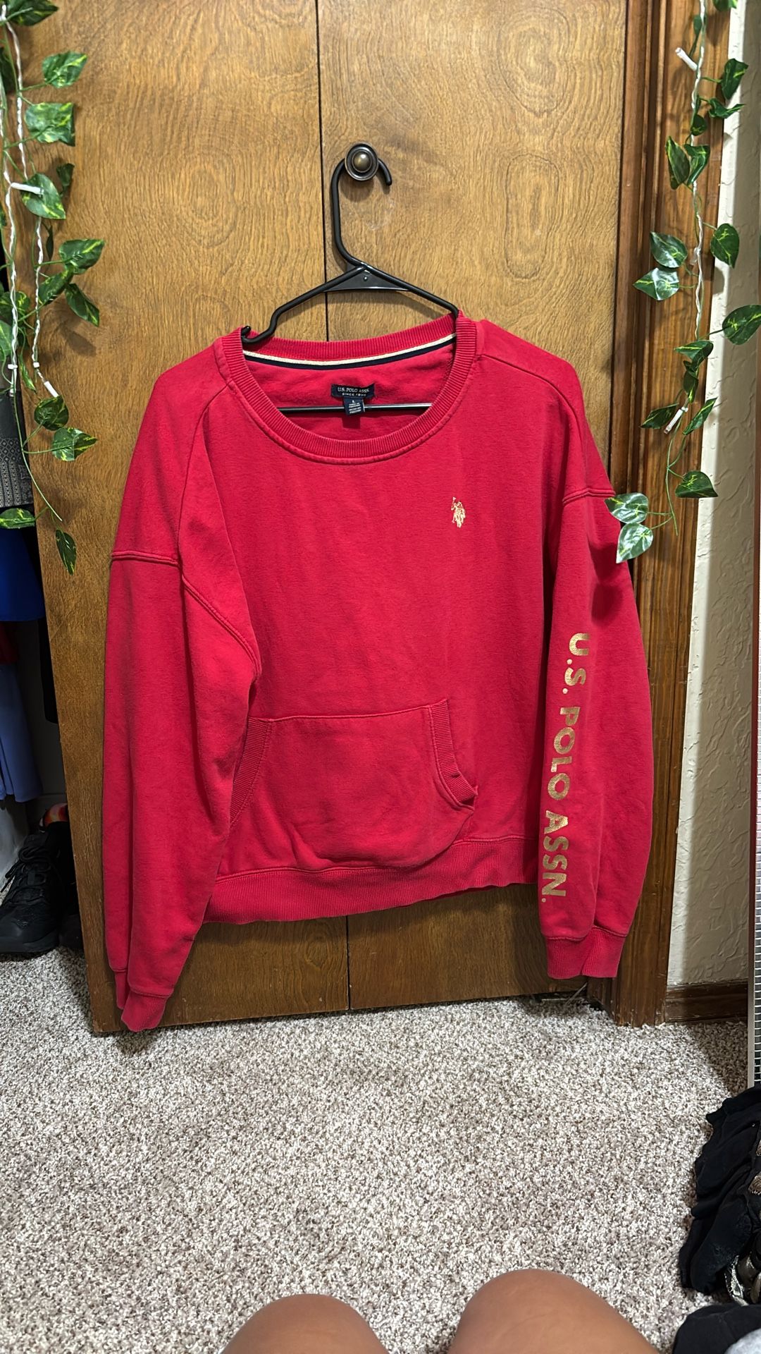 Women’s Large Polo Sweater