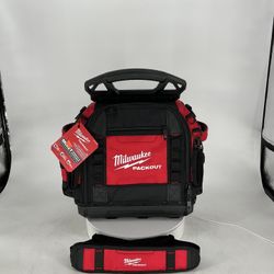 Milwaukee PACKOUT 15 in. Structured Tool Bag
