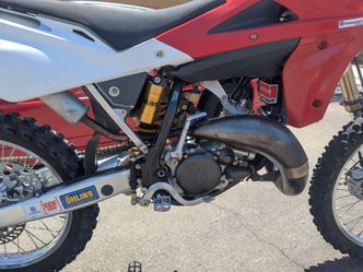 Husqvarna cr125 20 hrs
