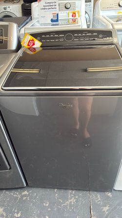 Nice like new Whirlpool washer top loader
