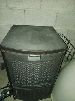 Backyard Ice Cooler