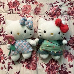 Small Hello Kitty Plushies 