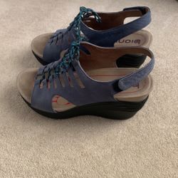 platform leather sandals size 8