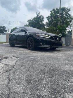 2023 Nissan Maxima
