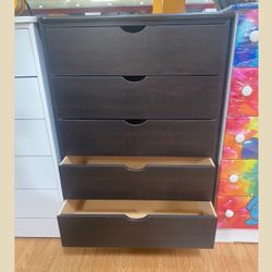 5 drawers dresser / Five drawers dresser / Cajonera
