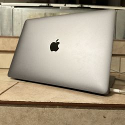 MacBook Pro 2019 