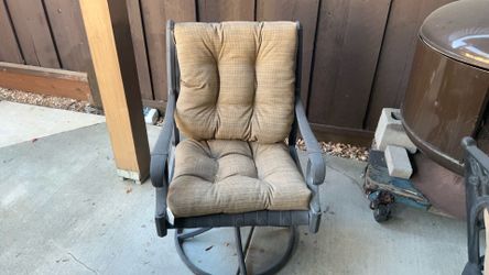 Outdoor patio furniture for sale