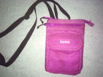 Magenta Supreme Shoulder Bag
