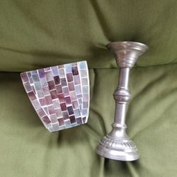 2 Candle holders 
