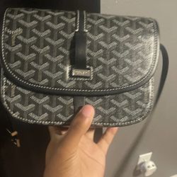 Goyard bag