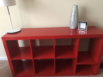 Glossy red stand