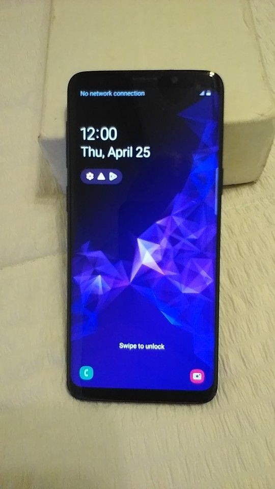 Brand New Samsung Galaxy S9 Cell Phone by Android.Never been Used