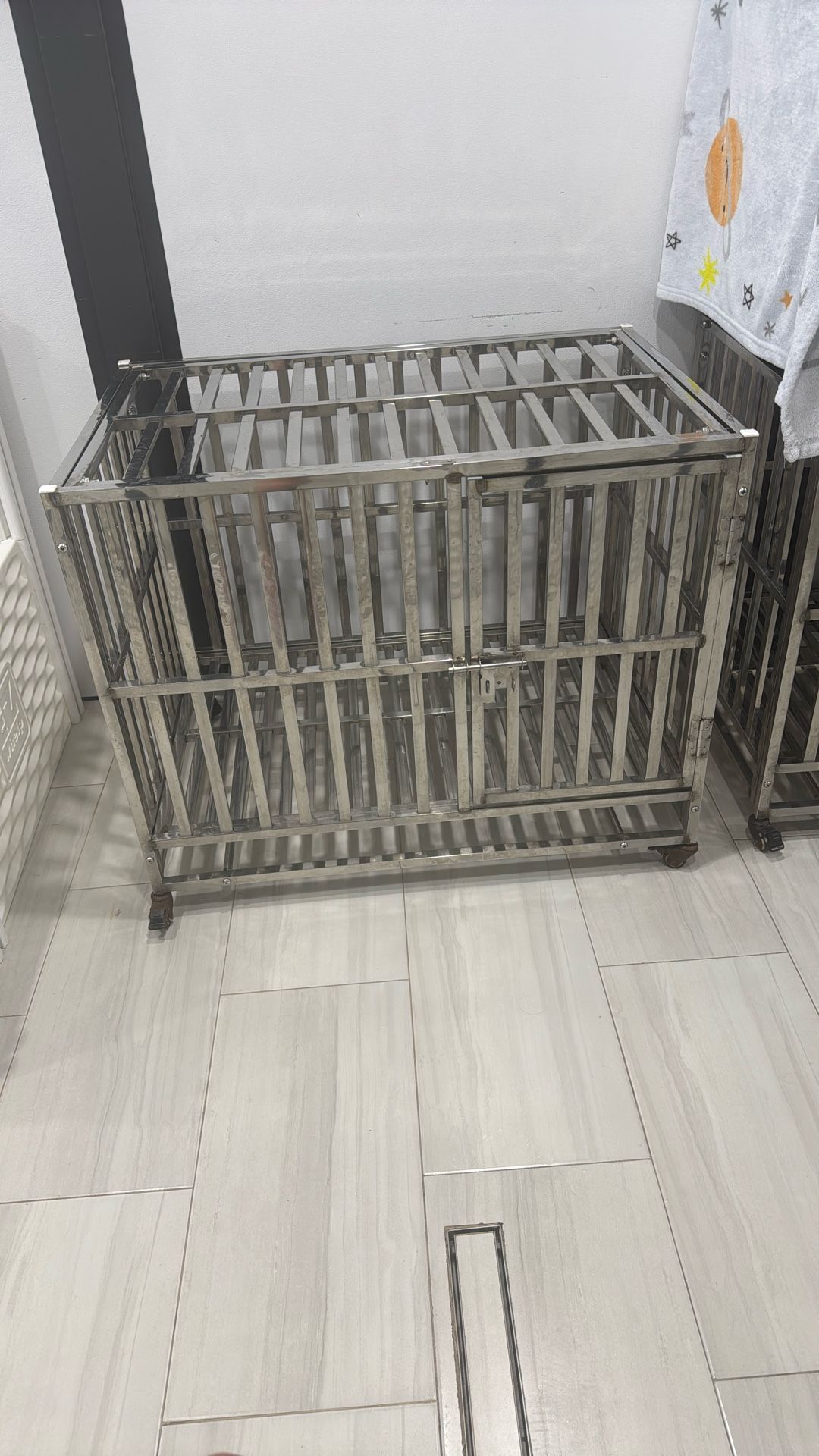 dog cage