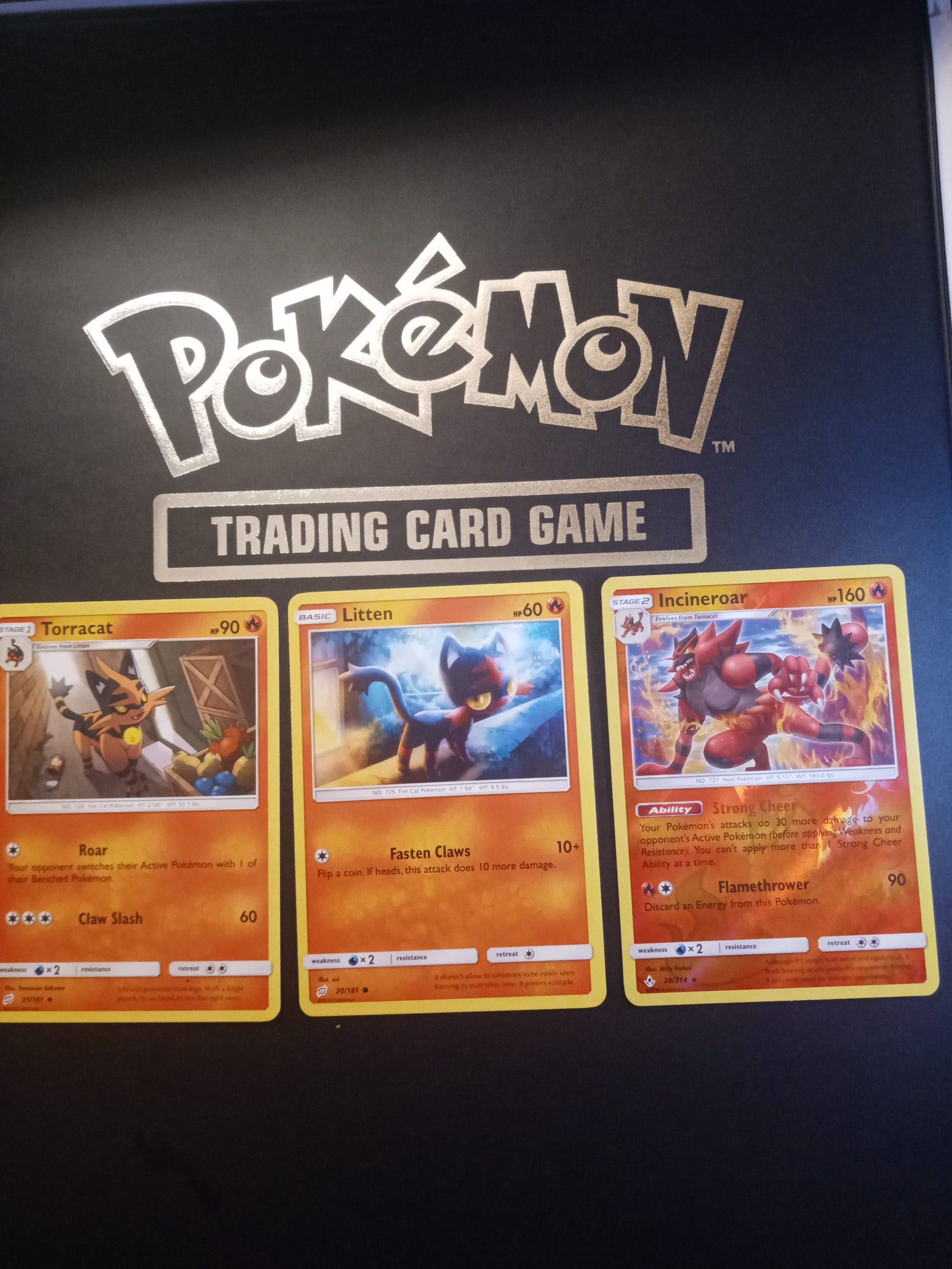 Pokemon TCG Incineroar 29/214 Reverse Holo + free cards