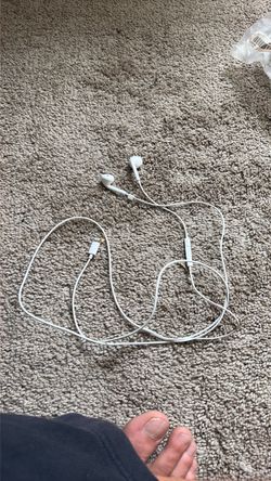 Apple EarPods, Bearly used, Fully funktional