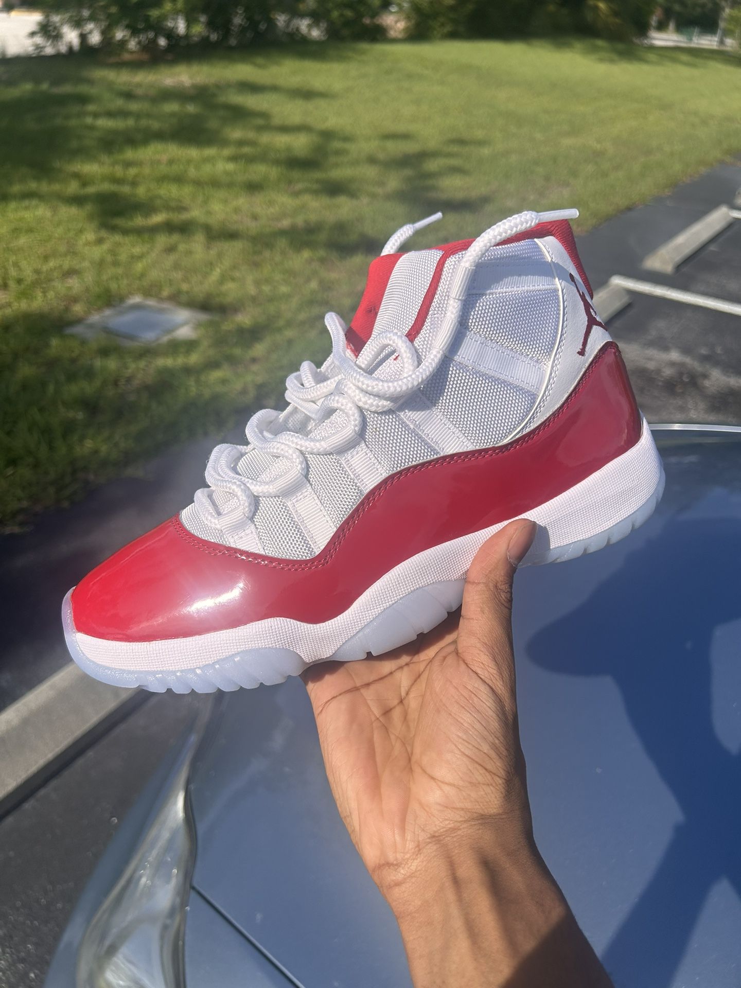 Air Jordan 11 “Cherry” Sz 9