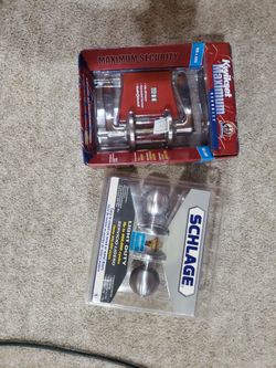 Kwikset And Schlage Bed And Bath Door Knobs