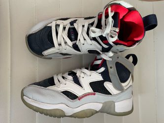Nike Air Jordan shoes, size 4Y kids