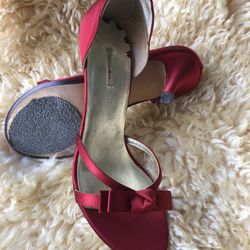 Silk shoes size 7