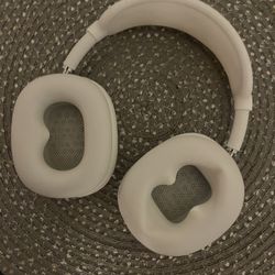 Apple headphones 