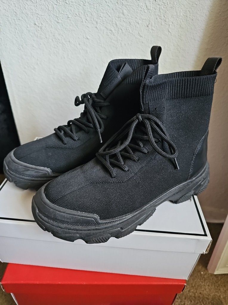 Gently Used Black Shein Boots