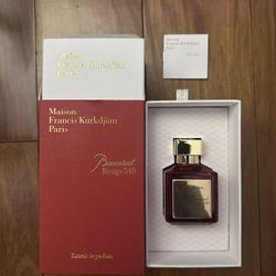 Baccarat Rouge 540 cologne 
