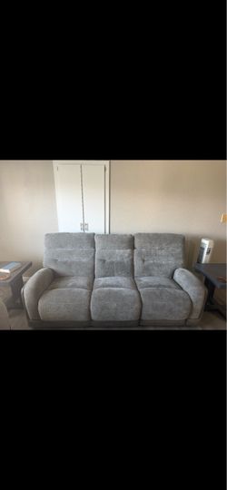 Couch set