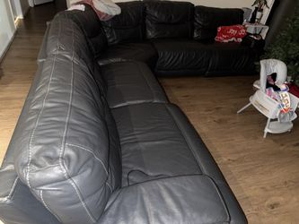 Sectional couch