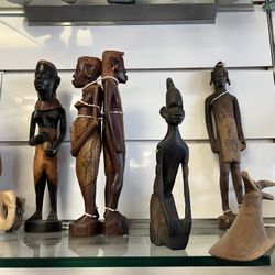 Collection Of Authentic Artifacts From Giana