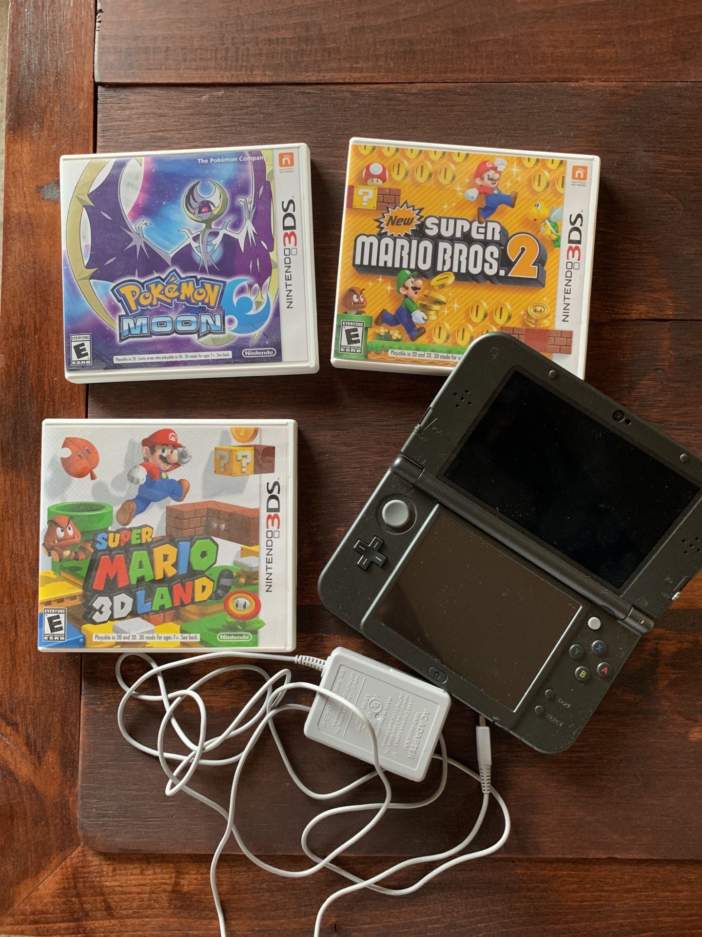 Nintendo 3DS with games