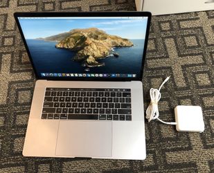 MacBook Pro 15” Touch Bar (mid 2018) 2.6GHz intel core i7 512GB SSD