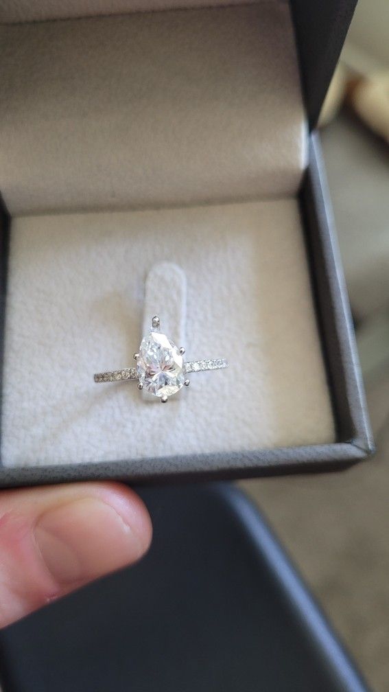 1.5ct Engadgement Ring
