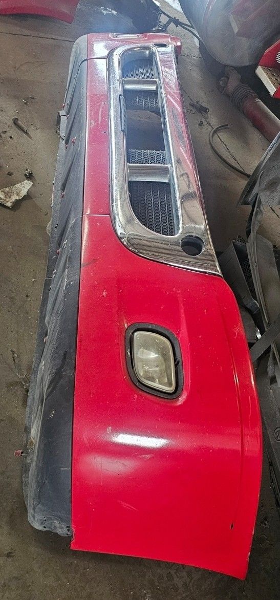 2015 Cascadia Bumper