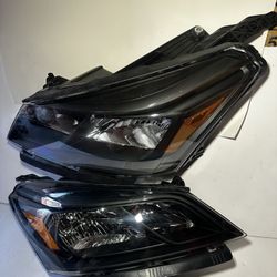 Chevy Traverse Headlight Year 2013-2017