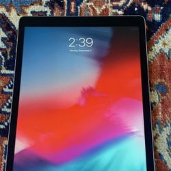 Apple iPad Pro 12.9 Inch 128GB Unlocked 