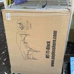 Massage table NEW