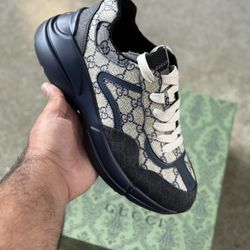 Gucci Sneakers 