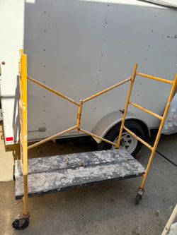 Rolling Scaffold Tower with Platform