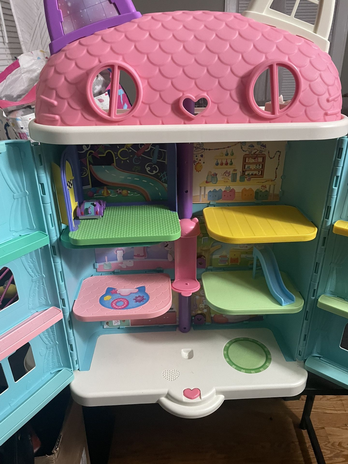 Gabby’s Dollhouse