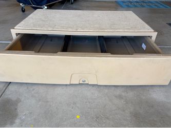 SUV storage box