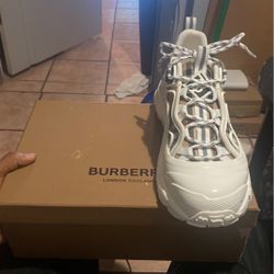 Burrberry Vintage Check Cotton and Leather Arthur