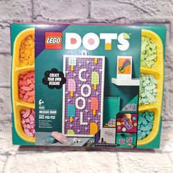 LEGO DOTS MESSAGE BOARD