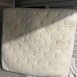 Queen Mattress And Box Spring 