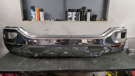 2016-2017-2018 GMC SIERRA 1500 FRONT BUMPER OEM USED #10969