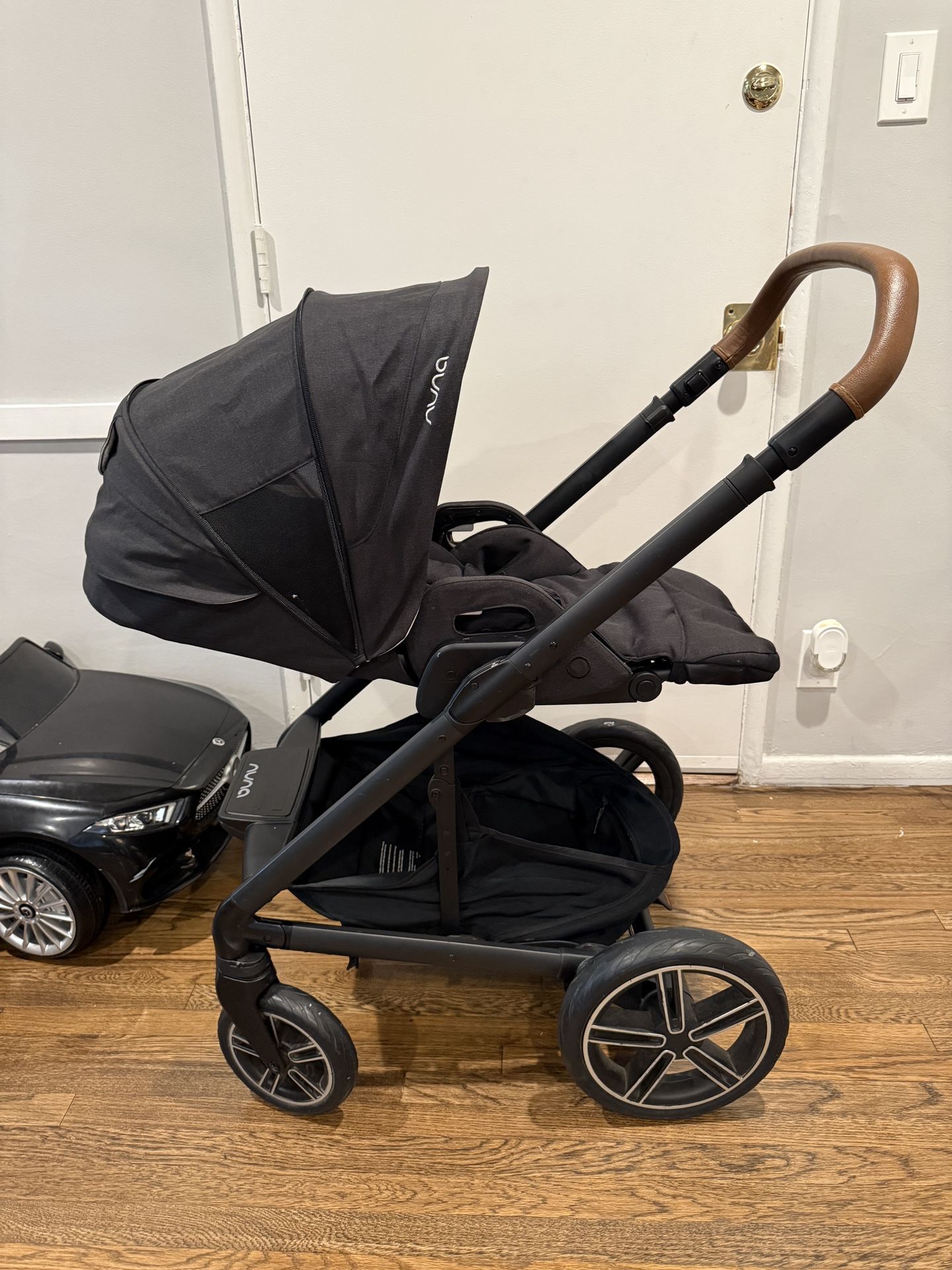 Used Nuna Stroller 
