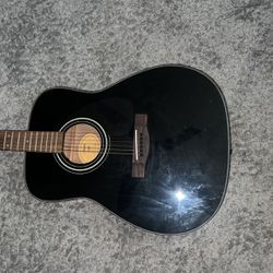 Yamaha F335 Acoustic Guitar 