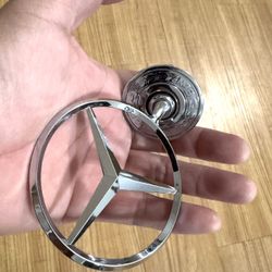 Genuine Mercedes-Benz OEM Emblem/Badge – Perfect Condition